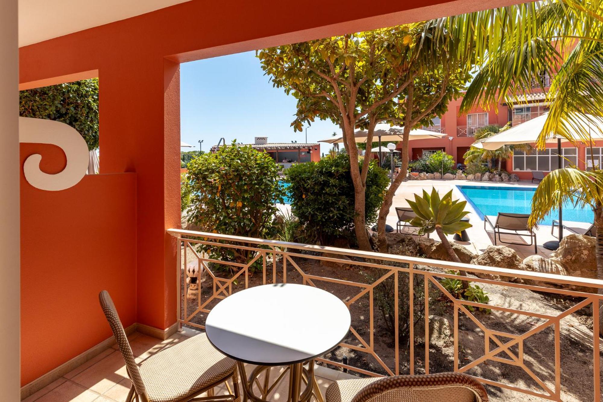 Belavista Da Luz - Wellness & Lifestyle Hotel Oda fotoğraf