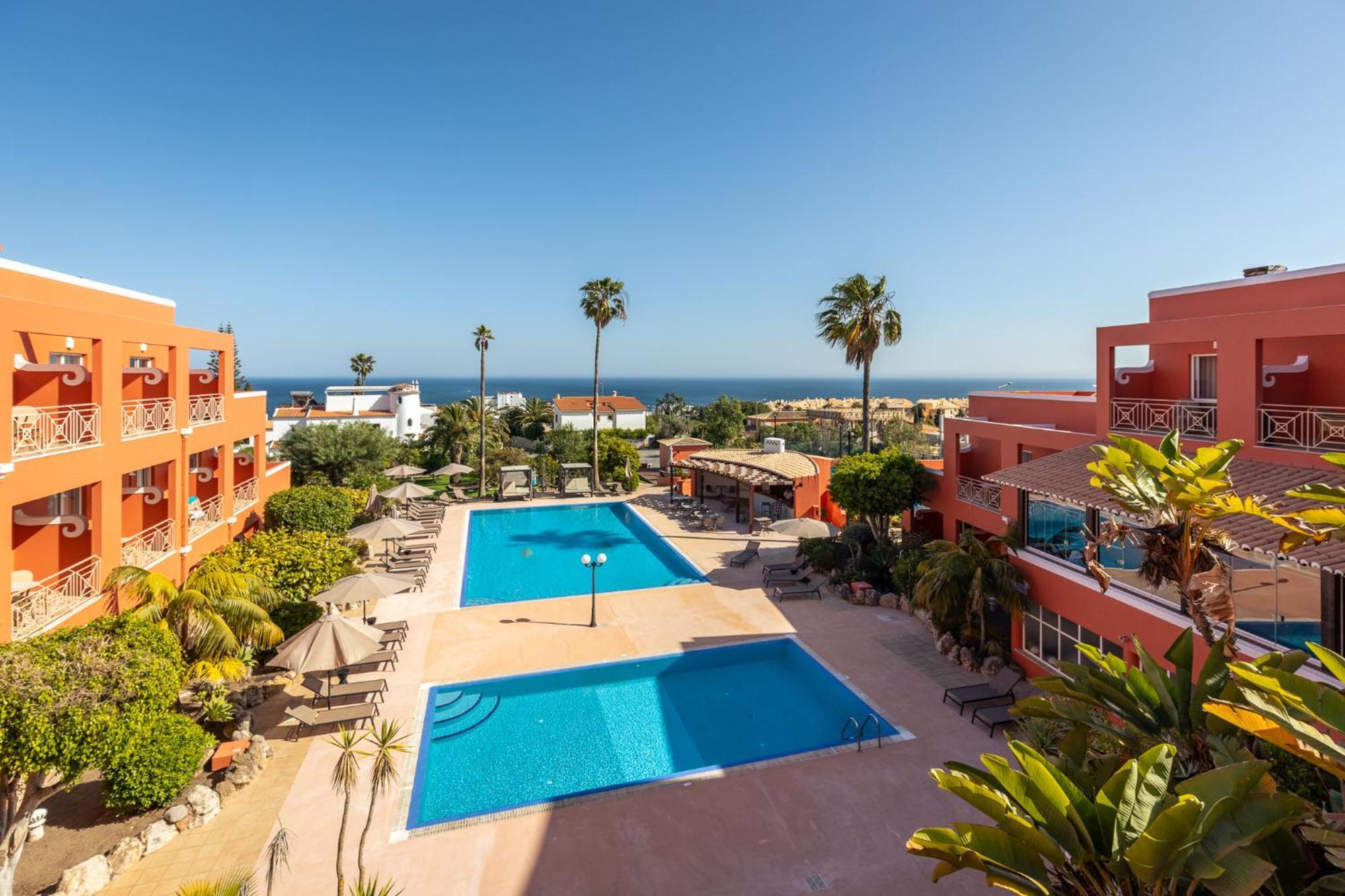 Belavista Da Luz - Wellness & Lifestyle Hotel Oda fotoğraf